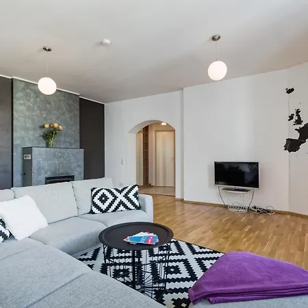 Old Town - Viru * タリン